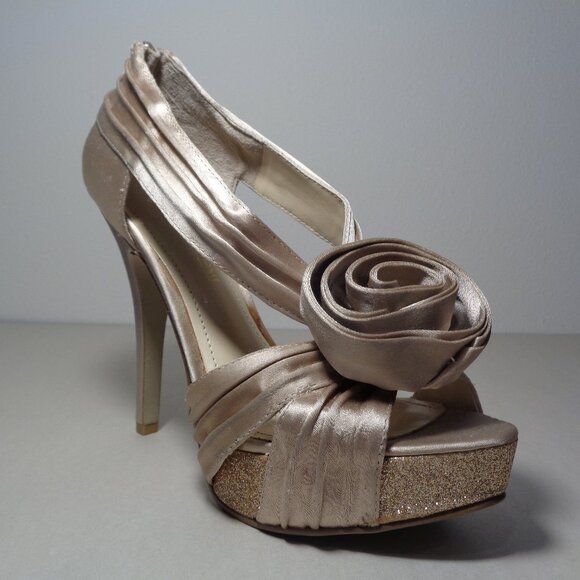 Enzo Angiolini Size 8.5 M / SLENDOR  / Satin / Heeled Sandals New Women's Shoes - Picture 4 of 16